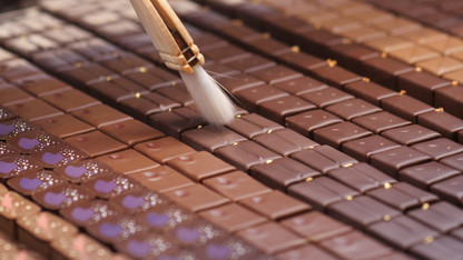 Proiecție online: „Drumul ciocolatei”